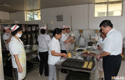 严把食品安全关 守护职工健康线——山东能源新矿集团翟镇煤矿工会开展专项卫生监督行动